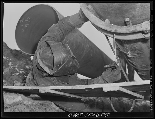 Pennsylvania section of the war emergency twenty-four inch pipeline to carry oil from Texas fields to eastern refineries, completed in July, 1943