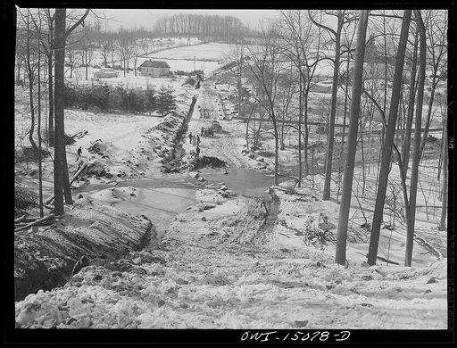 Pennsylvania section of the war emergency twenty-four inch pipeline to carry oil from Texas fields to eastern refineries, completed in July, 1943