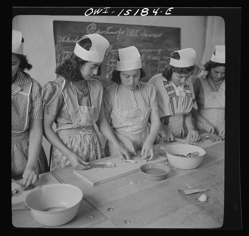 Penasco, New Mexico. A domestic science class in the high school