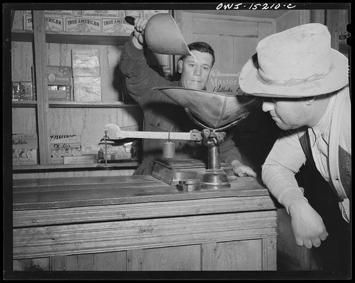 Trampas, Taos County, New Mexico. A store