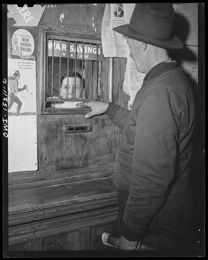 Trampas, Taos County, New Mexico. A store