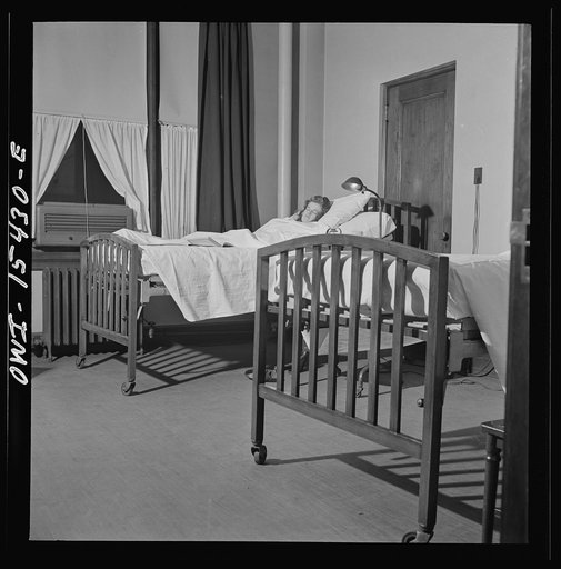 Untitled photo, possibly related to: Chicago, Illinois. A small hospital for special emergency cases at the Union Station