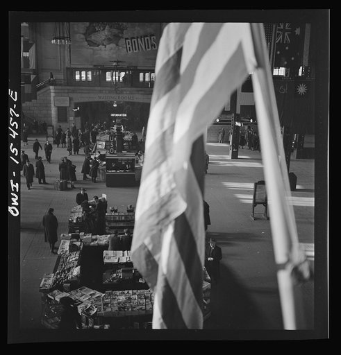 Untitled photo, possibly related to: Chicago, Illinois. Union Station train concourse