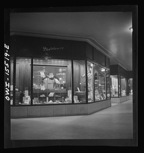 Chicago, Illinois. A Fred Harvey store in Union Station