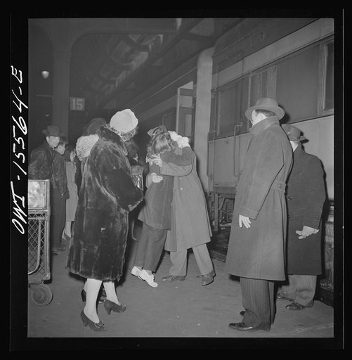 Chicago, Illinois. Soldiers saying goodbye at the Union Station