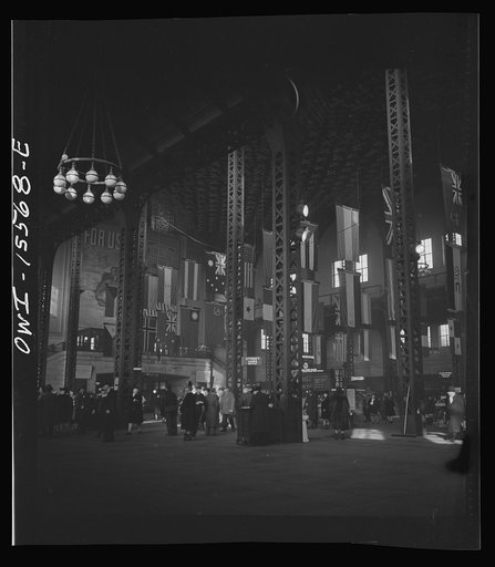 Untitled photo, possibly related to: Chicago, Illinois. Union Station train concourse