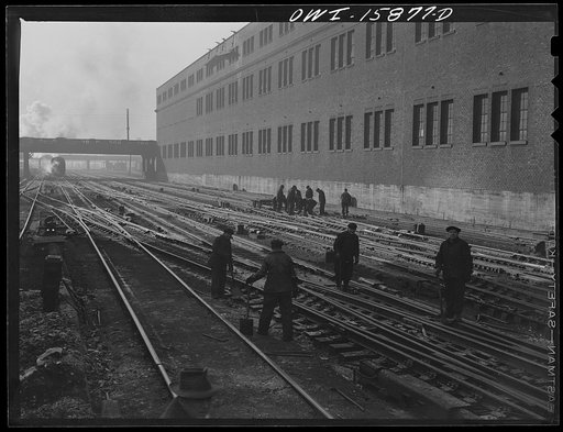 Chicago, Illinois. Section crew repairing switches