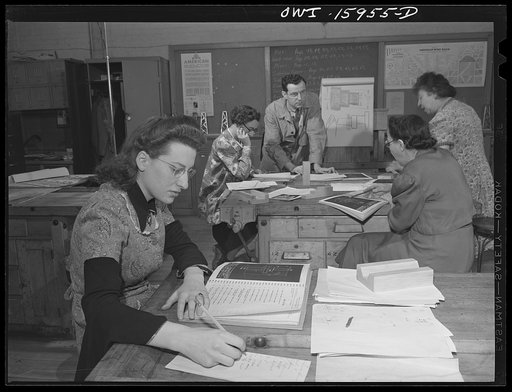 New York, New York. Industrial training for war work offered to women by New York University under United States government sponsorship. Class in blueprint reading. Many students get jobs even before they finish