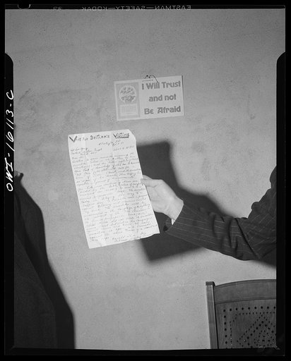 Toledo, Ohio. Copy of the anti-British letter shown at an Evangelical church ceremony at which the preacher delivered a hysterical speech, and then burned a copy of Hitler's Mein Kampf