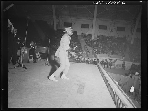 Detroit, Michigan. Entertainers performing at a scrap salvage rally sponsored by the Work Projects Administration (WPA) at the state fairgrounds