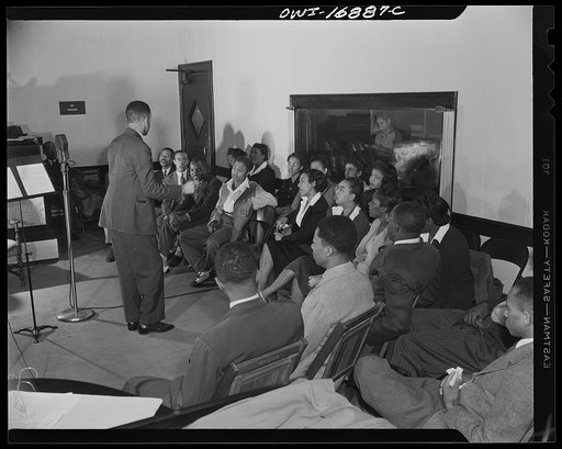 Orlando, Florida. Wings over Jordan, a popular Sunday morning radio program broadcast by Columbia Broadcasting System from station WDBO. The choir rehearsing
