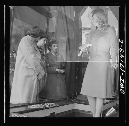 Washington, D.C. Girls window shopping