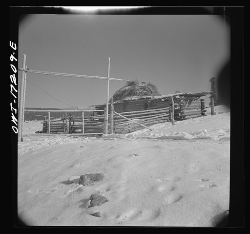 Penasco (vicinity), New Mexico. A corral