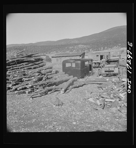 Untitled photo, possibly related to: Vadito, New Mexico. Deserted machinery