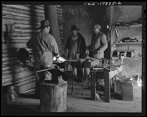 Penasco, New Mexico. Blacksmith shop