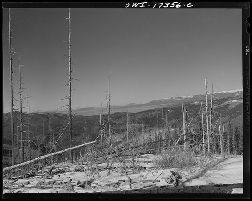 Looking north from the Sangre de Cristo Mountains above Penasco, New Mexico