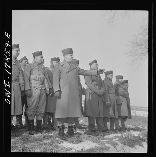 Carlisle, Pennsylvania. U.S. Army medical field service school. A colonel describing the battalion aid station being demonstrated by an infantry unit to Army doctors who are taking a five-week course