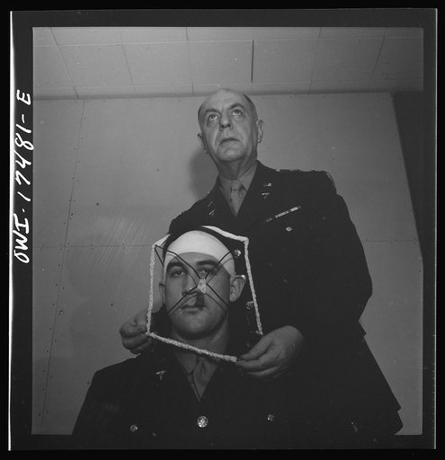 Untitled photo, possibly related to: Carlisle, Pennsylvania. U.S. Army medical field service school. Demonstration of the treatment for a broken jaw to Army dentists