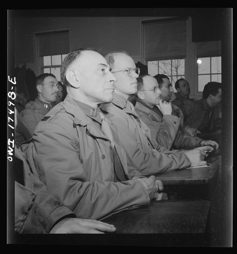 Carlisle, Pennsylvania. U.S. Army medical field service school. Army doctors listening to a lecture on Army administration during a five-week course. They must know enough about the Army as a whole to be able to take command, according to their rank, of any unit in an emergency