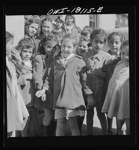 Questa, New Mexico. Grade school children