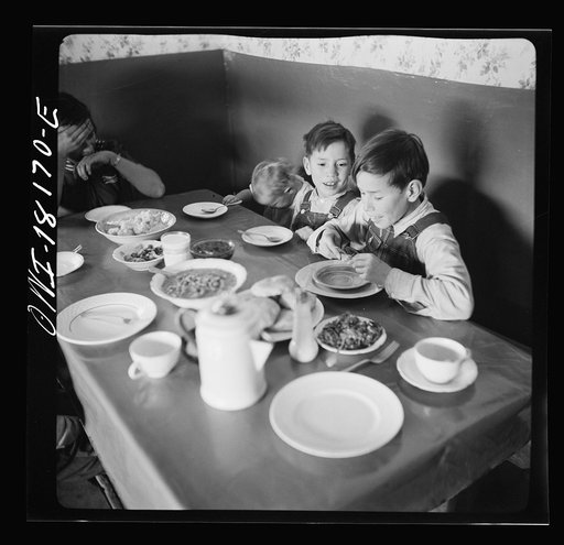 Untitled photo, possibly related to: Trampas, New Mexico. Noon day meal at the home of Juan Lopez, majordomo (mayor) [i.e., steward