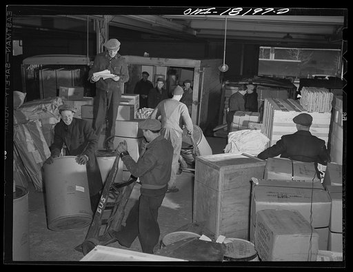 New York, New York. Associated Transport Company trucking terminal on Twenty-third Street. Loading platform