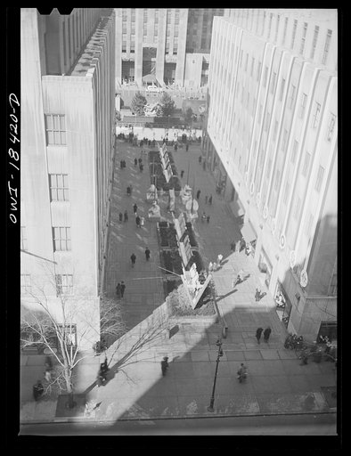 Untitled photo, possibly related to: New York, New York. "United Nations" exhibition of photographs presented by the United States Office of War Information (OWI) on Rockefeller Plaza