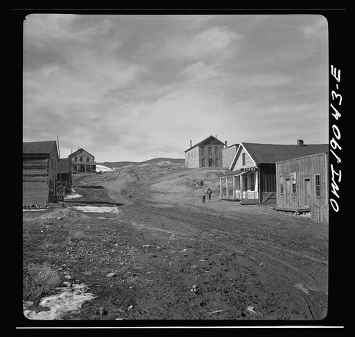 Elizabethtown, Colfax County, New Mexico. Former gold and copper mining center