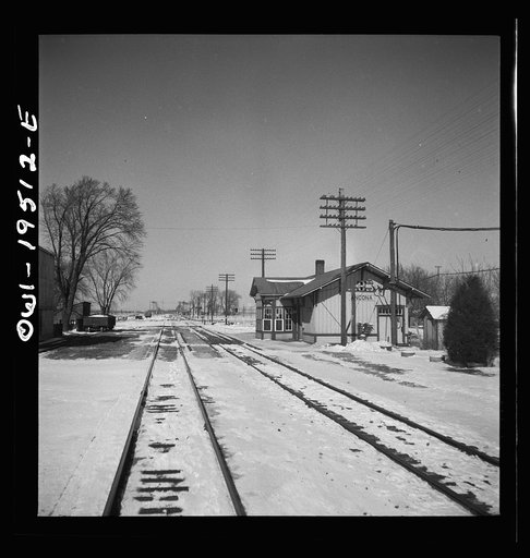 Anconia, Illinois. Passing through the town on the Atchison, Topeka and Santa Fe Railroad between Chicago and Chillicothe, Illinois. A branch line goes from here to Pekin, Illinois