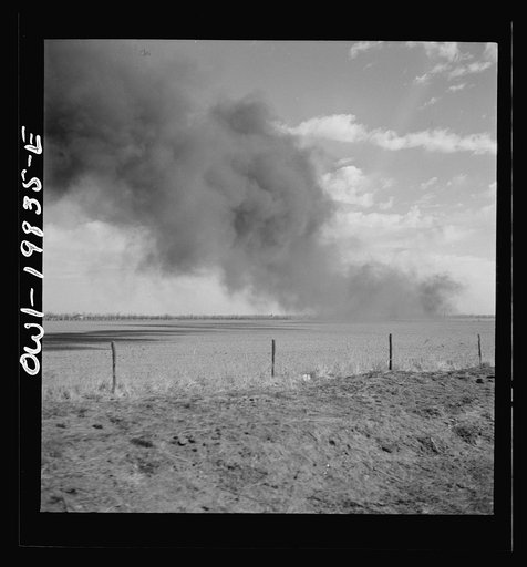 Untitled photo, possibly related to: Argonis, Kansas. Crossing wheat fields along the Atchison, Topeka, and Santa Fe Railroad between Wellington, Kansas and Waynoka, Oklahoma