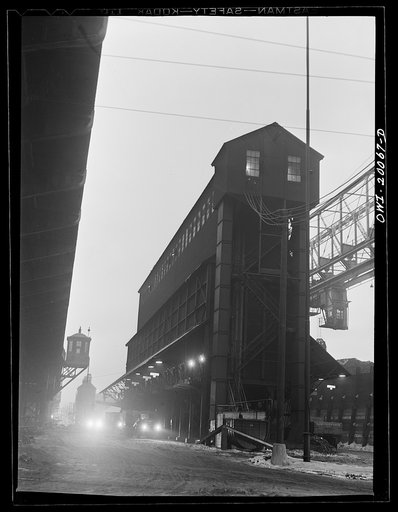 Untitled photo, possibly related to: Milwaukee Western Fuel Company, Milwaukee, Wisconsin. Processing plant of the Milwaukee Western Fuel Company at the Seventeenth Street dock