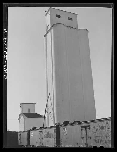 Kiowa, Kansas. Grain elevator along the route of the Atchison, Topeka and Santa Fe Railroad