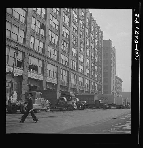 New York, New York. The Twenty-third Street terminal of Associated Transport Company