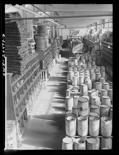 Albuquerque, New Mexico. Part of the Atchison, Topeka and Sant Fe Railroad store department. Over 35,000 different items are carried here