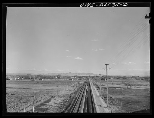 Belen (vicinity), New Mexico. Atchison, Topeka and Santa Fe coast line track going toward Belen, New Mexico