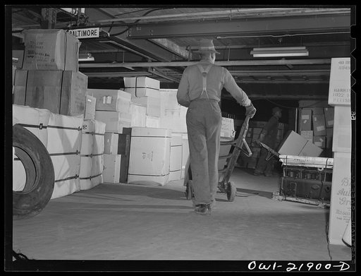 Charlotte, North Carolina. Loading platform of the Associated Transport Company