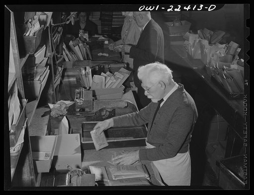 Philadelphia, Pennsylvania. Wrapping department at the W. Atlee Burpee Company, seed dealers