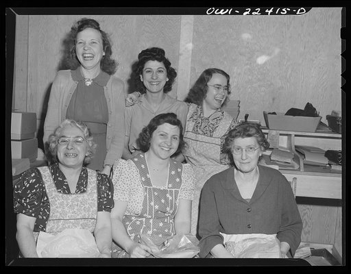 Philadelphia, Pennsylvania. Typical women workers at Burpee Seed Company