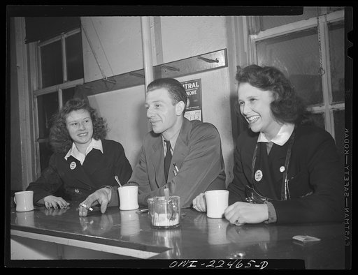 Baltimore, Maryland. Women trolley conductors and motormen at the Terminal lunch. They are not required to wear hats in warm weather
