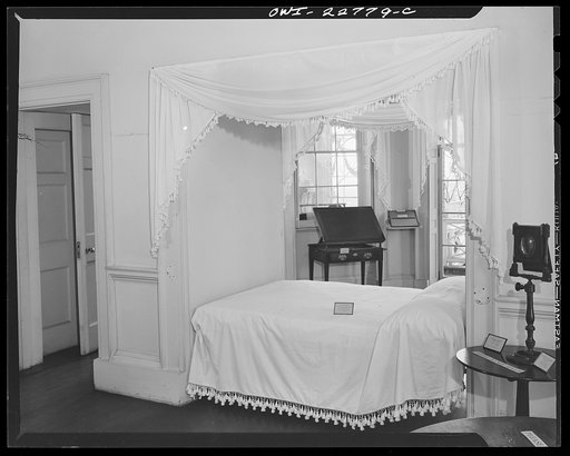 Charlottesville, Virginia. Bedroom of Thomas Jefferson at Monticello