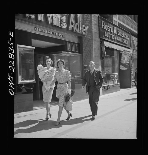 Hollywood, California. Shoppers