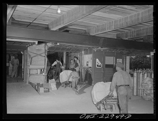 New Orleans, Louisiana. Loading truck at the New Orleans terminal of the Associated Transport Company