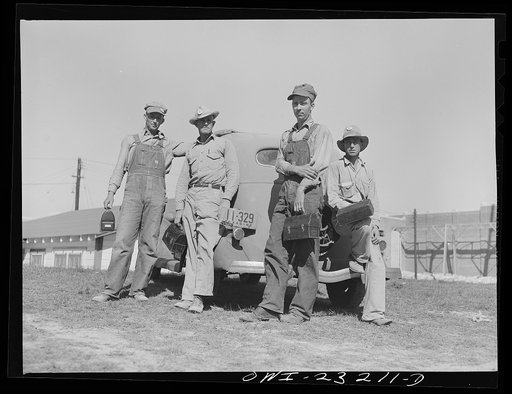 Lufkin, Texas. Southland paper mill. Paper mill workers who have a car sharing plan