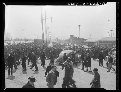 Untitled photo, possibly related to: Bethlehem-Fairfield shipyards, Baltimore, Maryland. Workers changing shifts