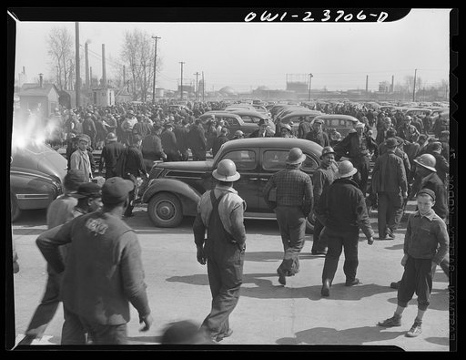 Bethlehem-Fairfield shipyards, Baltimore, Maryland. Workers changing shifts