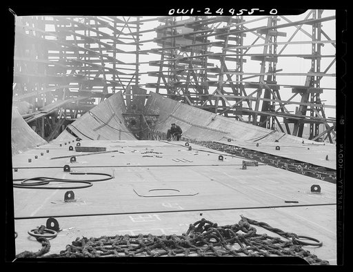 Bethlehem-Fairfield shipyards, Baltimore, Maryland. Looking toward a forepeak
