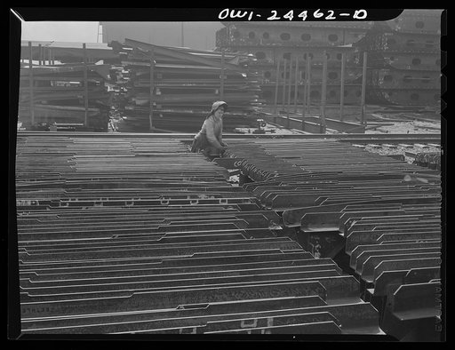 Bethlehem-Fairfield shipyards, Baltimore, Maryland. Shell frame sub assembly