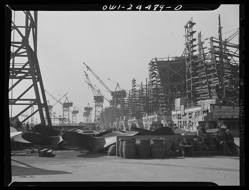 Bethlehem-Fairfield shipyards, Baltimore, Maryland. Propellers in storage