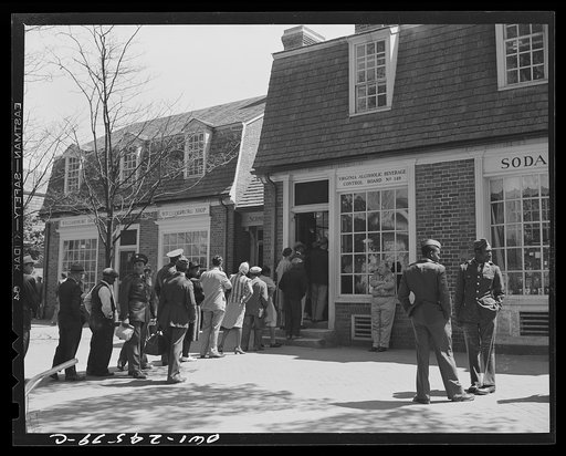 Williamsburg, Virginia. The capitol of the Virginia colony during the eighteenth century which was reconstructed and restored to its original state by John D. Rockefeller, Jr. during the 1930s. Northwestern side of Duke of Gloucester Street in the business district