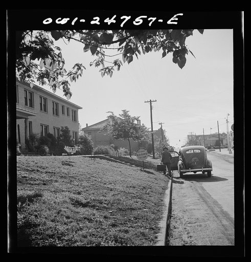San Augustine, Texas. Traveling salesman stopping at the Hampton hotel